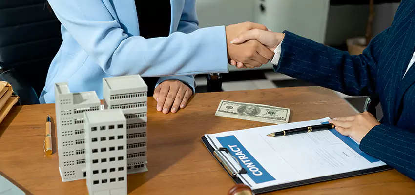 How We Determine Your Sell Bank Owned Properties Offer in Hempstead, New York?