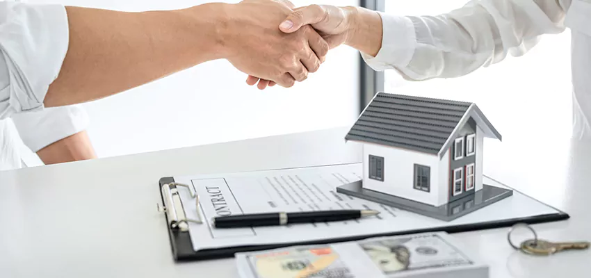 How We Determine Your Sell House Before Foreclosure Offer in Hempstead, NY?